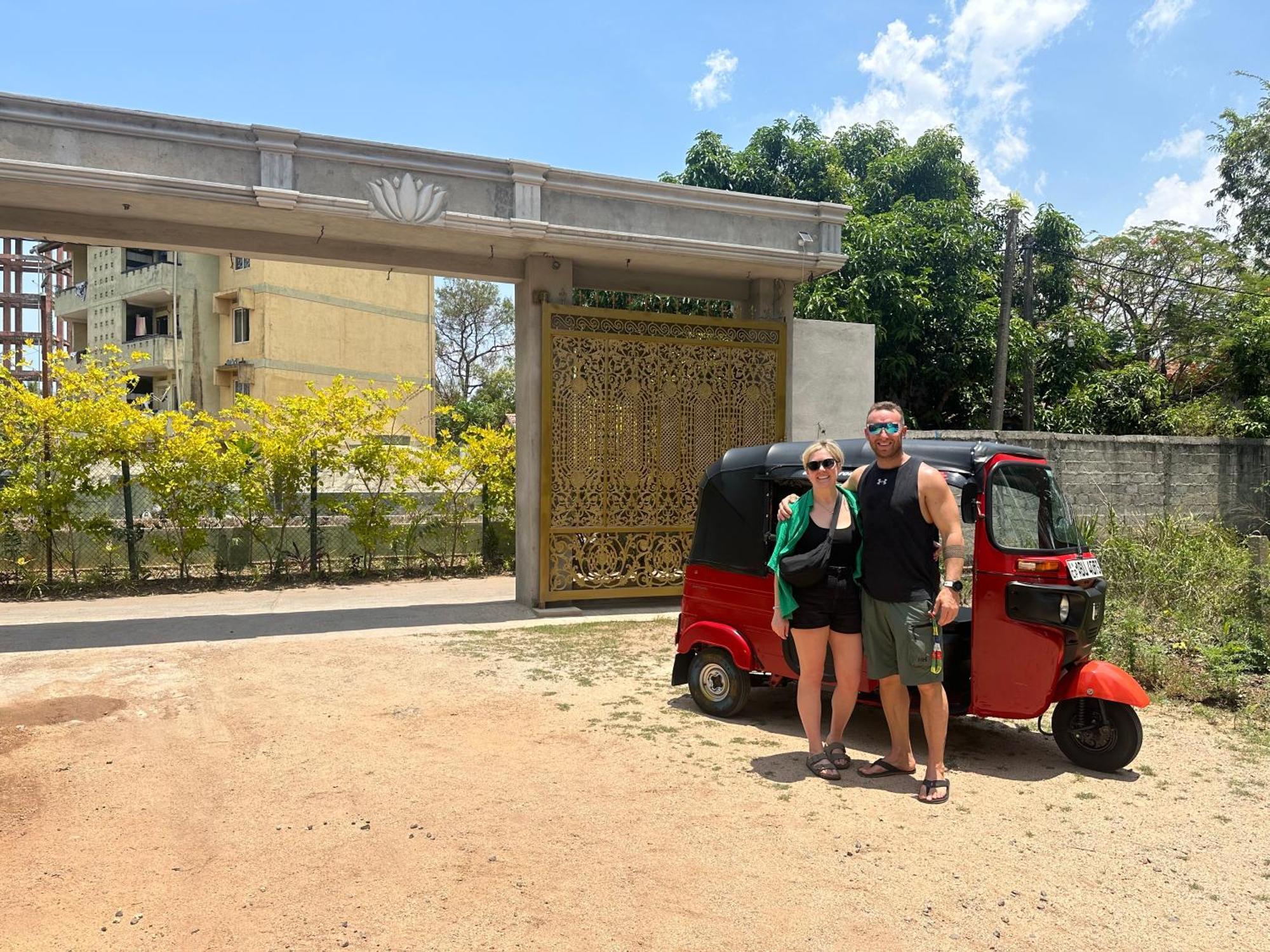 St Claire'S Green Negombo Hotel & Hostels Bagian luar foto